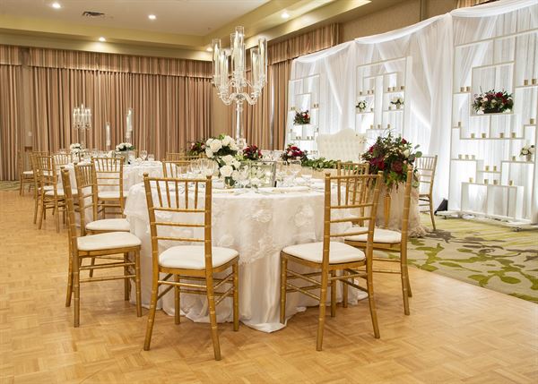 Coast Canmore Hotel and Conference Centre