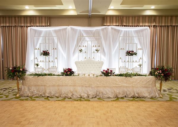 Coast Canmore Hotel and Conference Centre