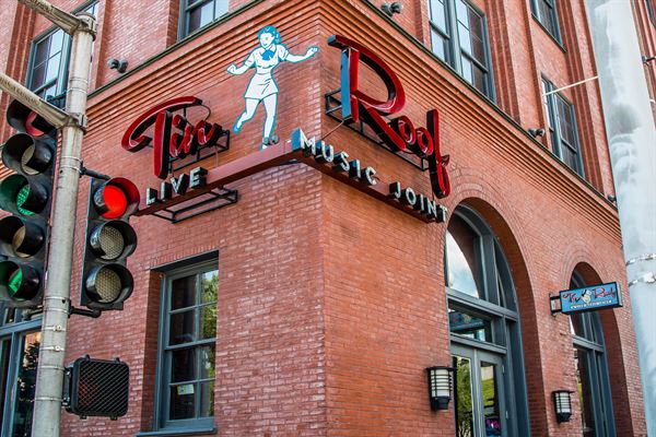 Tin Roof St Louis