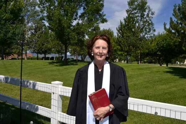 Wedding Officiant Reverend JoAnne Silva