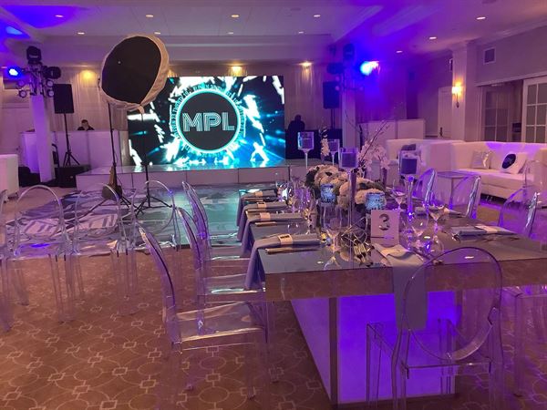 Rolling Hills Country Club