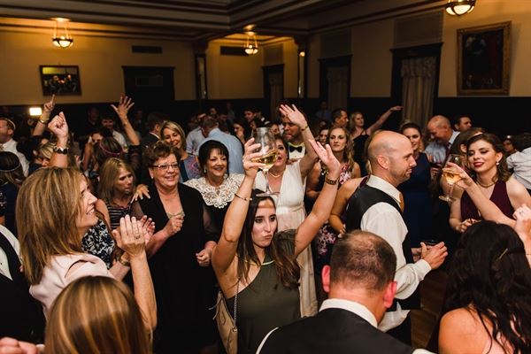 Ruffino's Catering at De La Ronde Hall