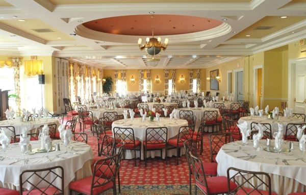 Seven Oaks Country Club