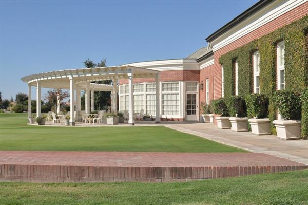 Seven Oaks Country Club