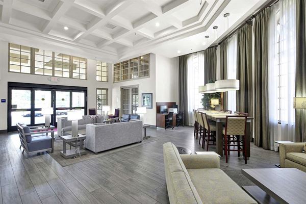 Hampton Inn & Suites Santa Ana