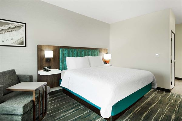 Hampton Inn & Suites Las Vegas-Henderson