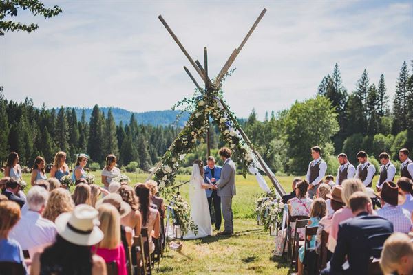 Greenhorn Creek Guest Ranch