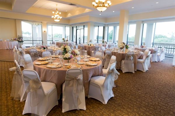 Feather Sound Country Club