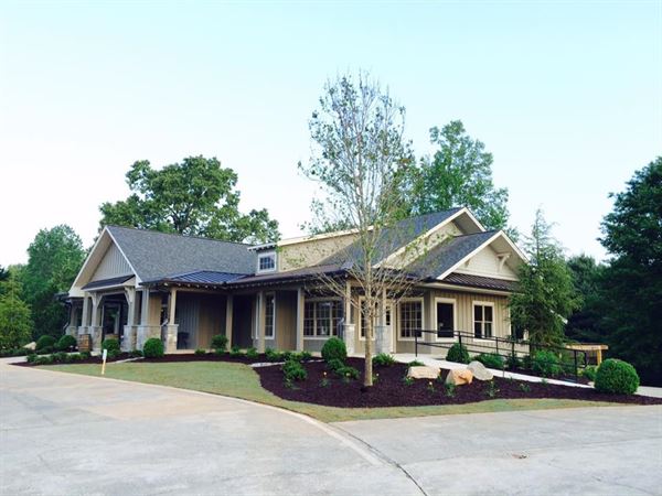 The Orchard Golf & Country Club