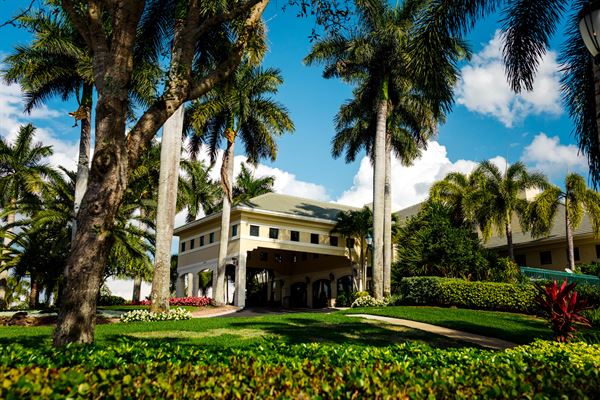 Kensington Golf & Country Club