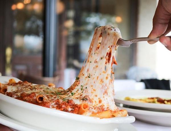 Maggianos Little Italy Atlanta