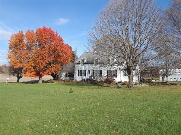 Black Blanket Farms Bed & Breakfast