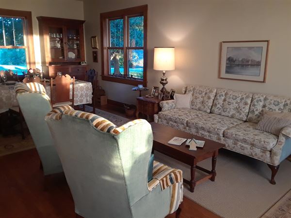 Black Blanket Farms Bed & Breakfast