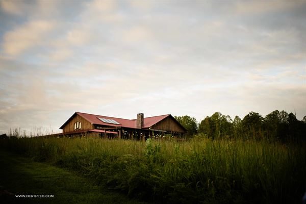 Luna's Trail Farm and Event Center