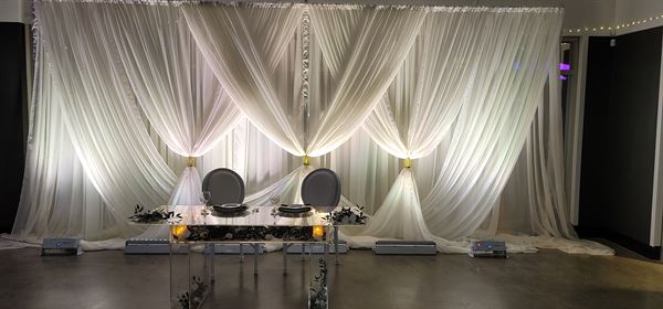 Amaleena Restaurant & Lounge