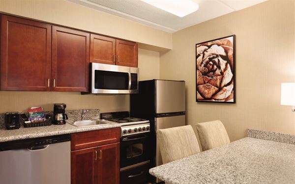 Homewood Suites by Hilton Charlotte Airport