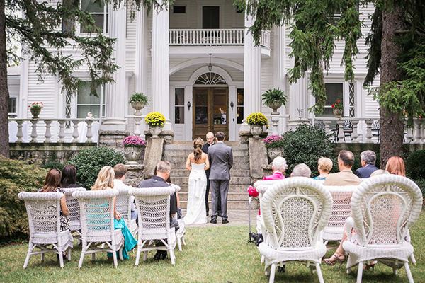 Albemarle Inn Bed & Breakfast