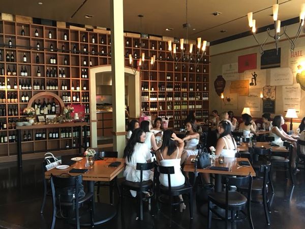 Crú Food & Wine Bar