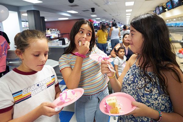 Bird Bowl Bowling Center