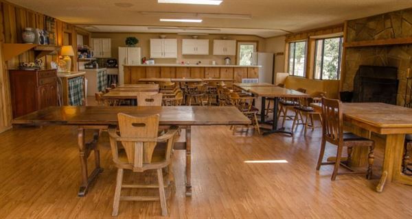 La Junta Guest Lodge