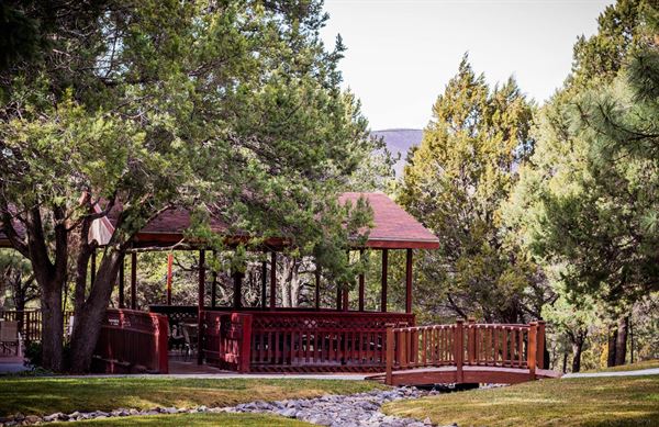 Best Western - Pine Springs Inn