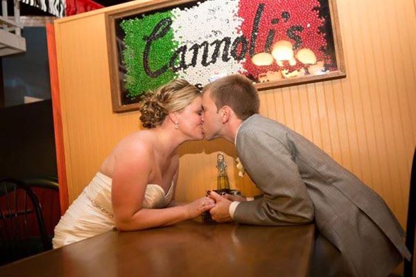 Cannoli's Restaurant