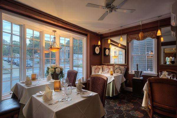 Bouchard Restaurant Inn