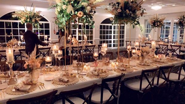 Crescent Oaks Country Club