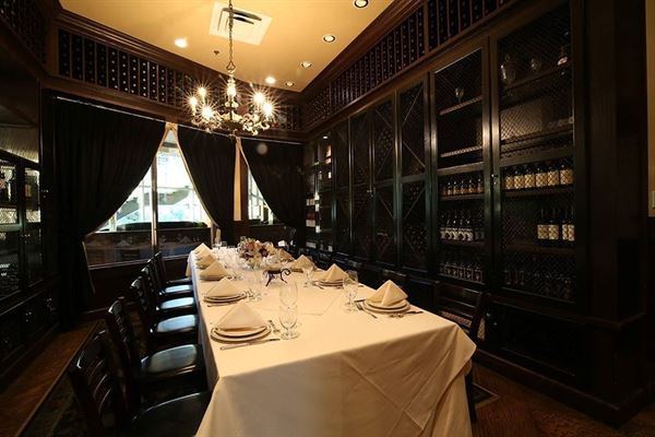 Maggiano's Little Italy Denver Pavilions