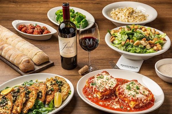 Maggiano's Little Italy Oak Brook