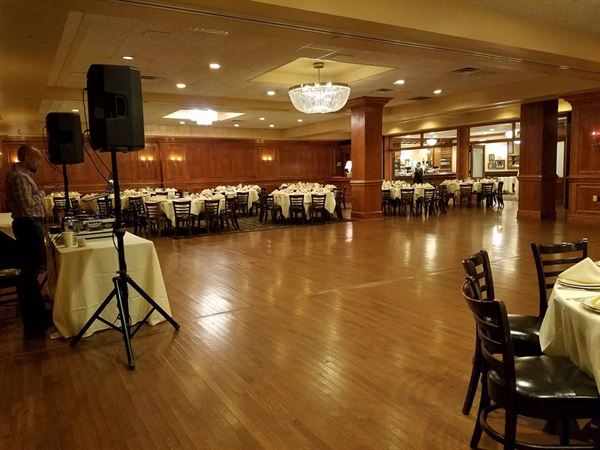 Maggiano's Little Italy Old Orchard