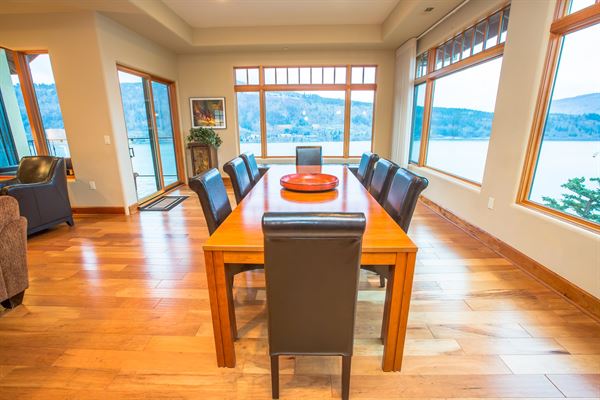 Columbia Cliff Villas Hotel