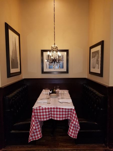 Maggiano's Little Italy Austin