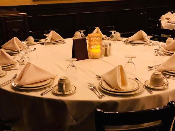 Maggiano's Little Italy Milwaukee