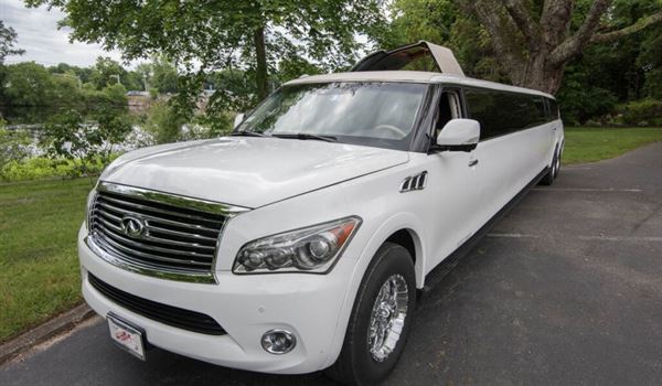 Limousines of Newport and Providence