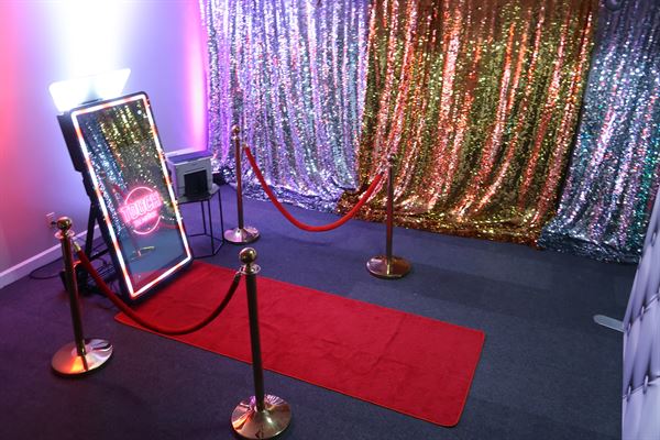 Flash Party Photo Booth