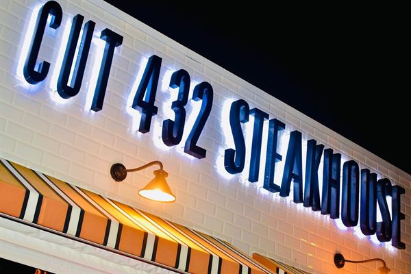 Cut 432 A Modern Steakhouse