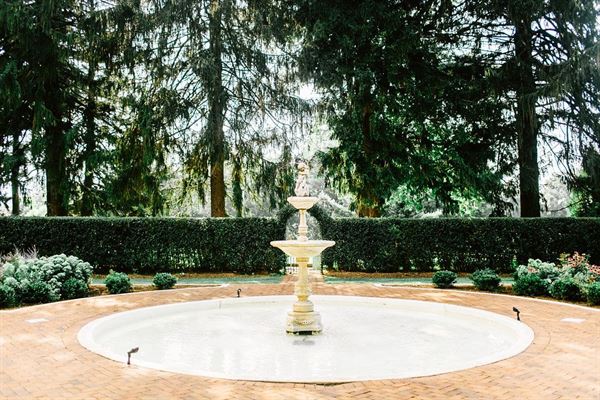 White Chimneys Estate