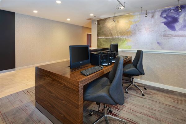 Courtyard Atlanta Executive Park/Emory