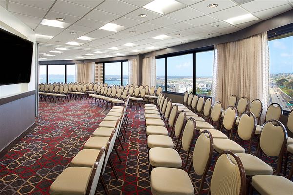 Four Points by Sheraton San Diego Downtown