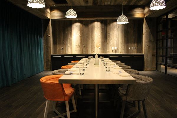 FireLake Grill House & Cocktail Bar