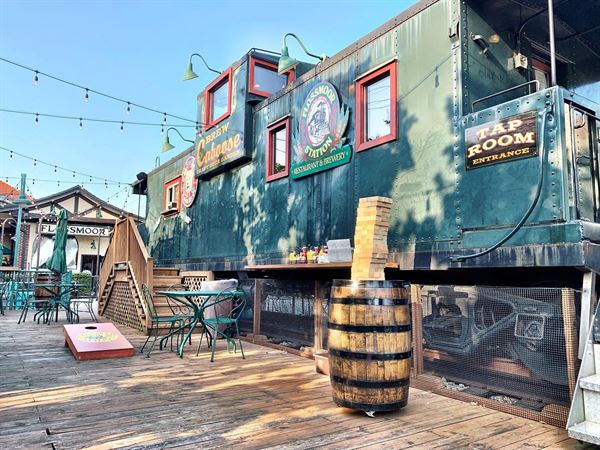 Flossmoor Station Restaurant and Brewery