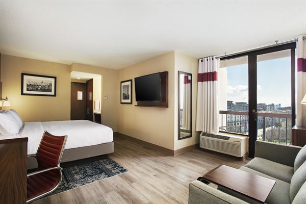 Four Points by Sheraton San Francisco Bay Bridge