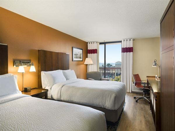 Four Points by Sheraton San Francisco Bay Bridge