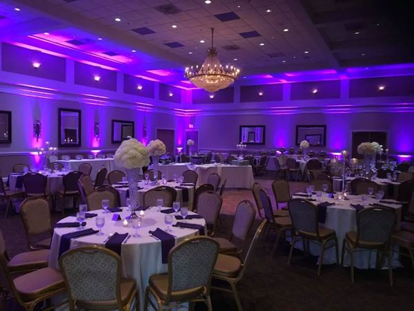 Ten Oaks Ballroom