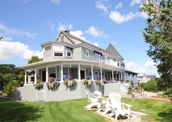 Cape Arundel Inn and Resort