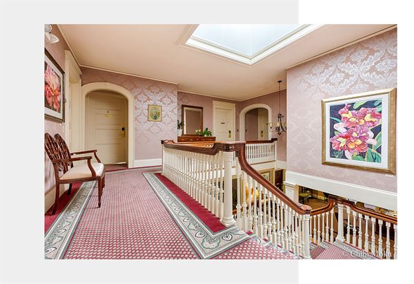 Gateways Inn & Restaurant