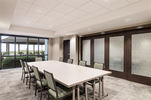 Island House Hotel Orange Beach - a DoubleTree by Hilton