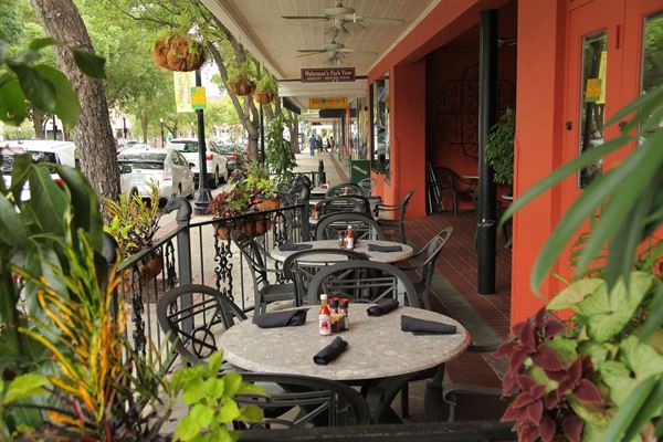 Harry's Seafood Bar and Grille