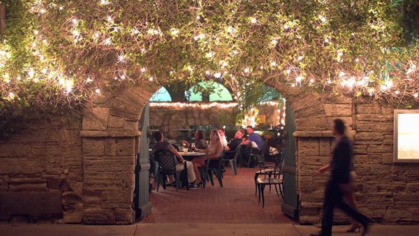 Harry's Seafood Bar and Grille